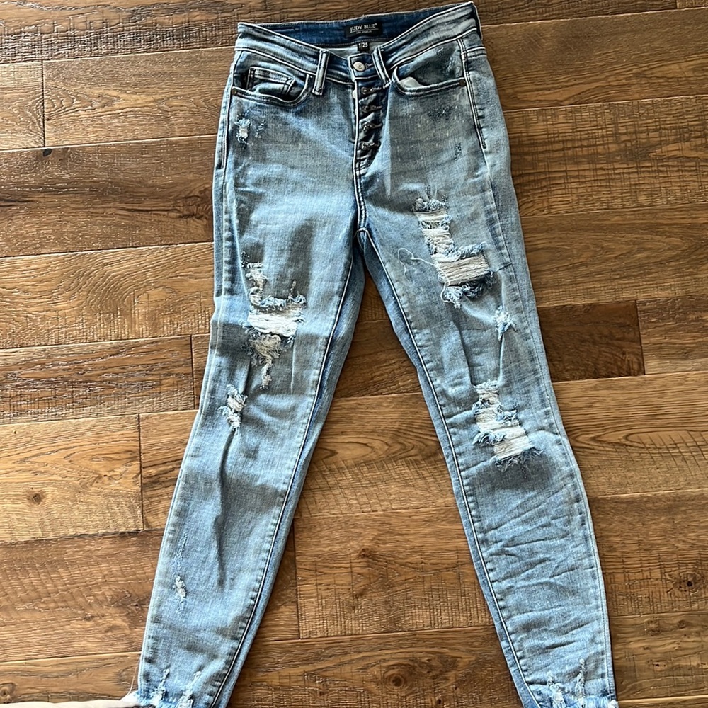 Judy Blue distressed splatter skinny jeans size 1/25